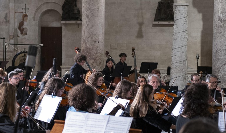 20240422 Exultet Festival 32 (Copia di NXPowerLite).jpg