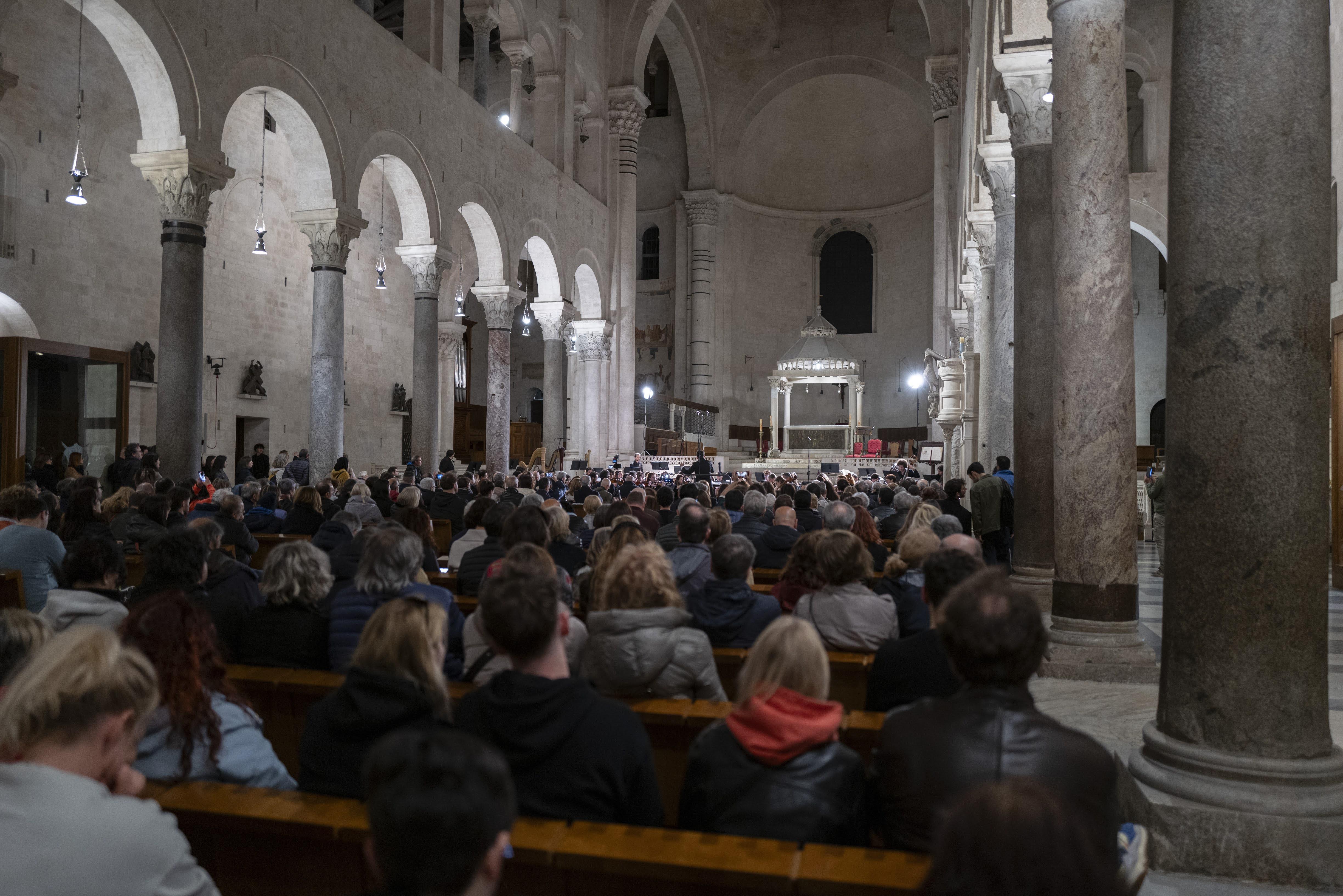 20240422 Exultet Festival 38 (Copia di NXPowerLite).jpg