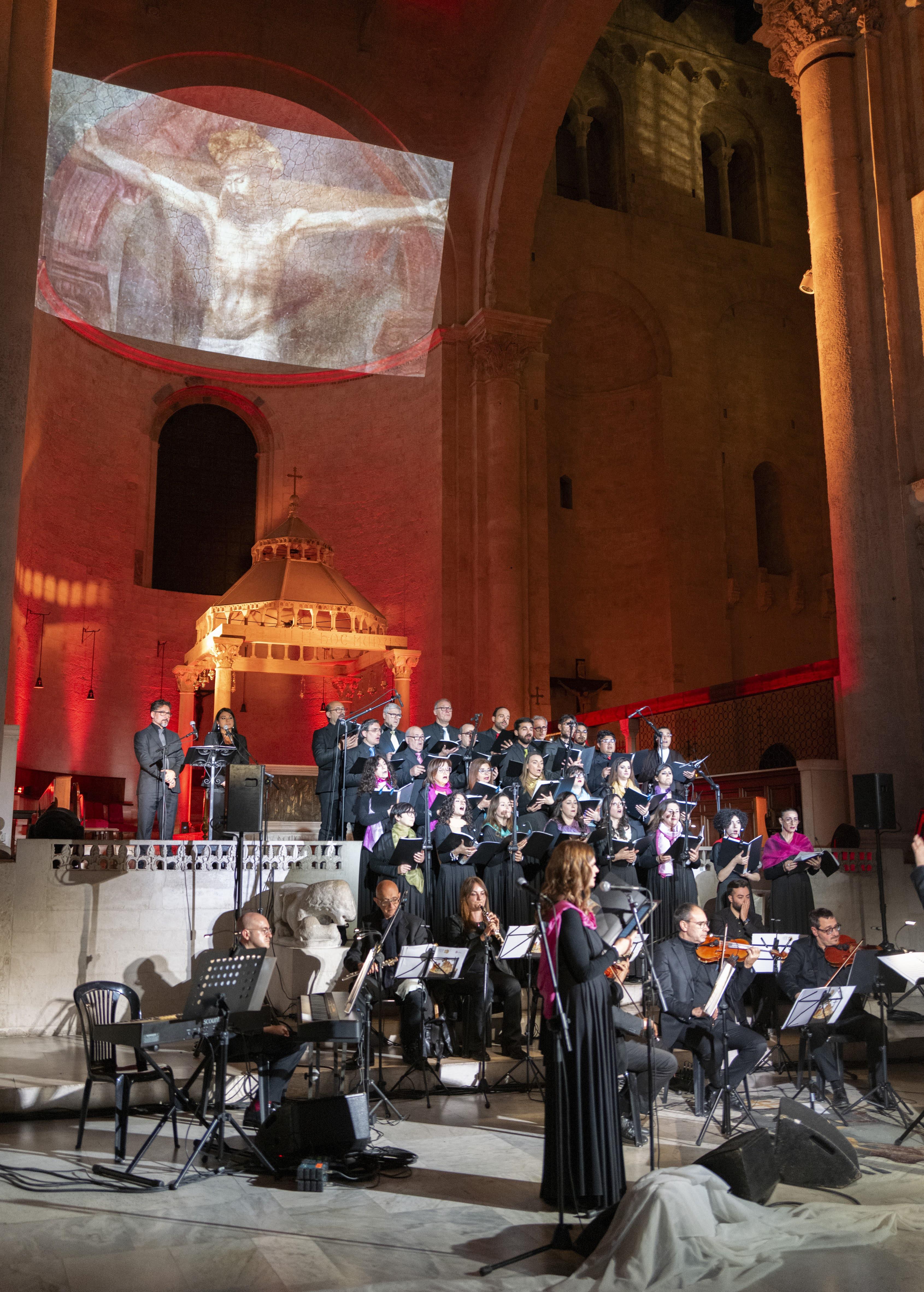 20240424 Exultet Festival 123 (Copia di NXPowerLite).jpg