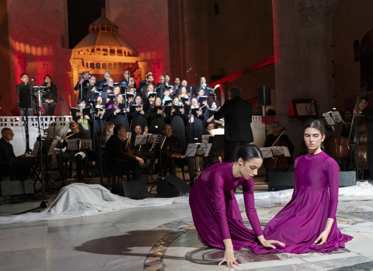 20240424 Exultet Festival 144 (Copia di NXPowerLite).jpg