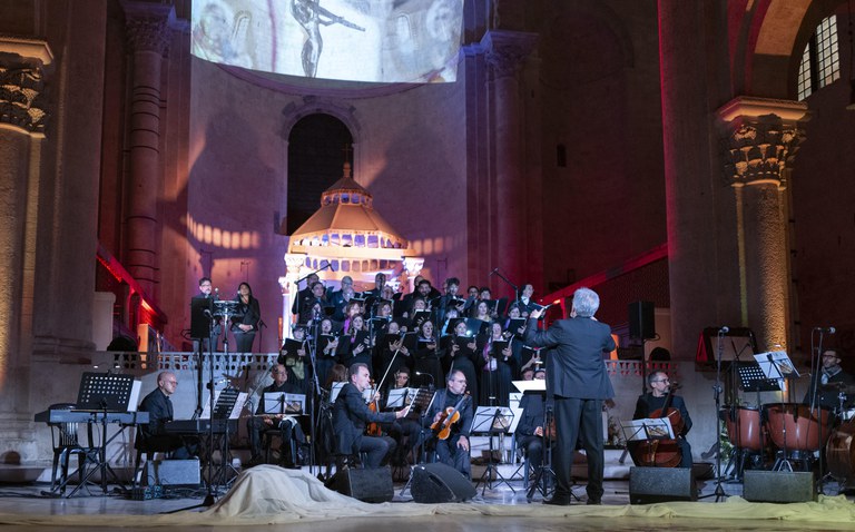 20240424 Exultet Festival 179 (Copia di NXPowerLite).jpg