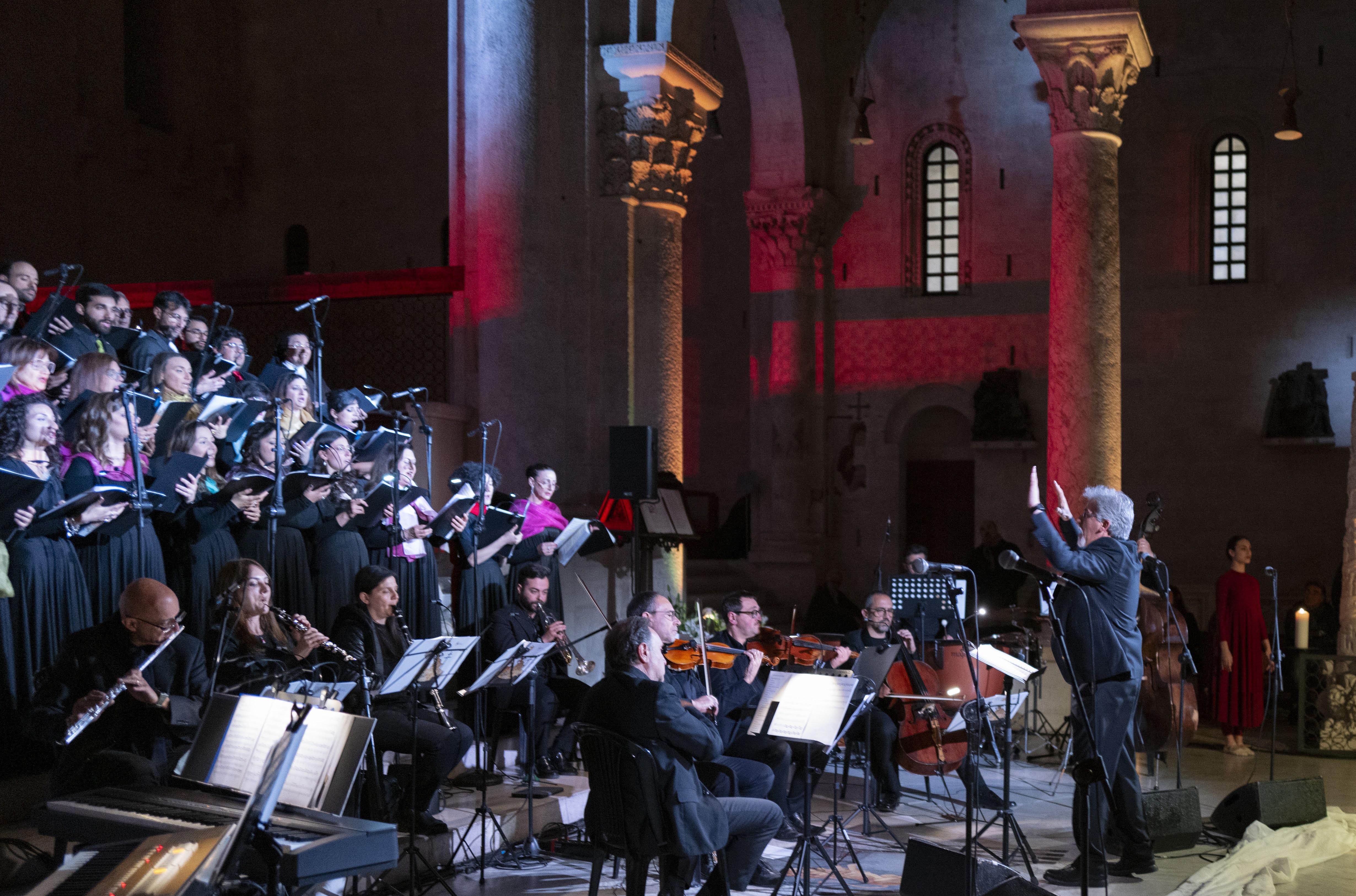 20240424 Exultet Festival 183 (Copia di NXPowerLite).jpg