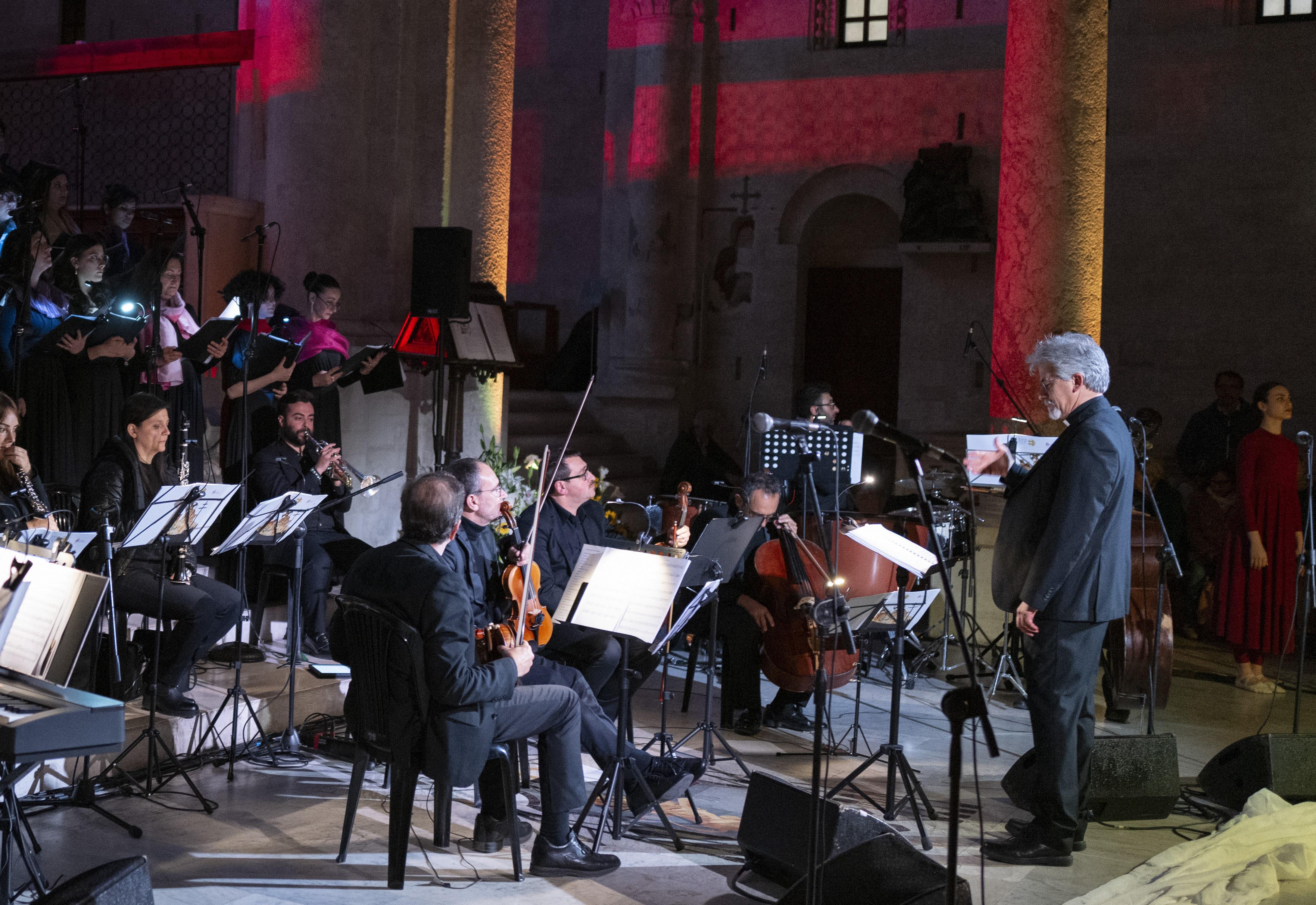 20240424 Exultet Festival 185 (Copia di NXPowerLite).jpg