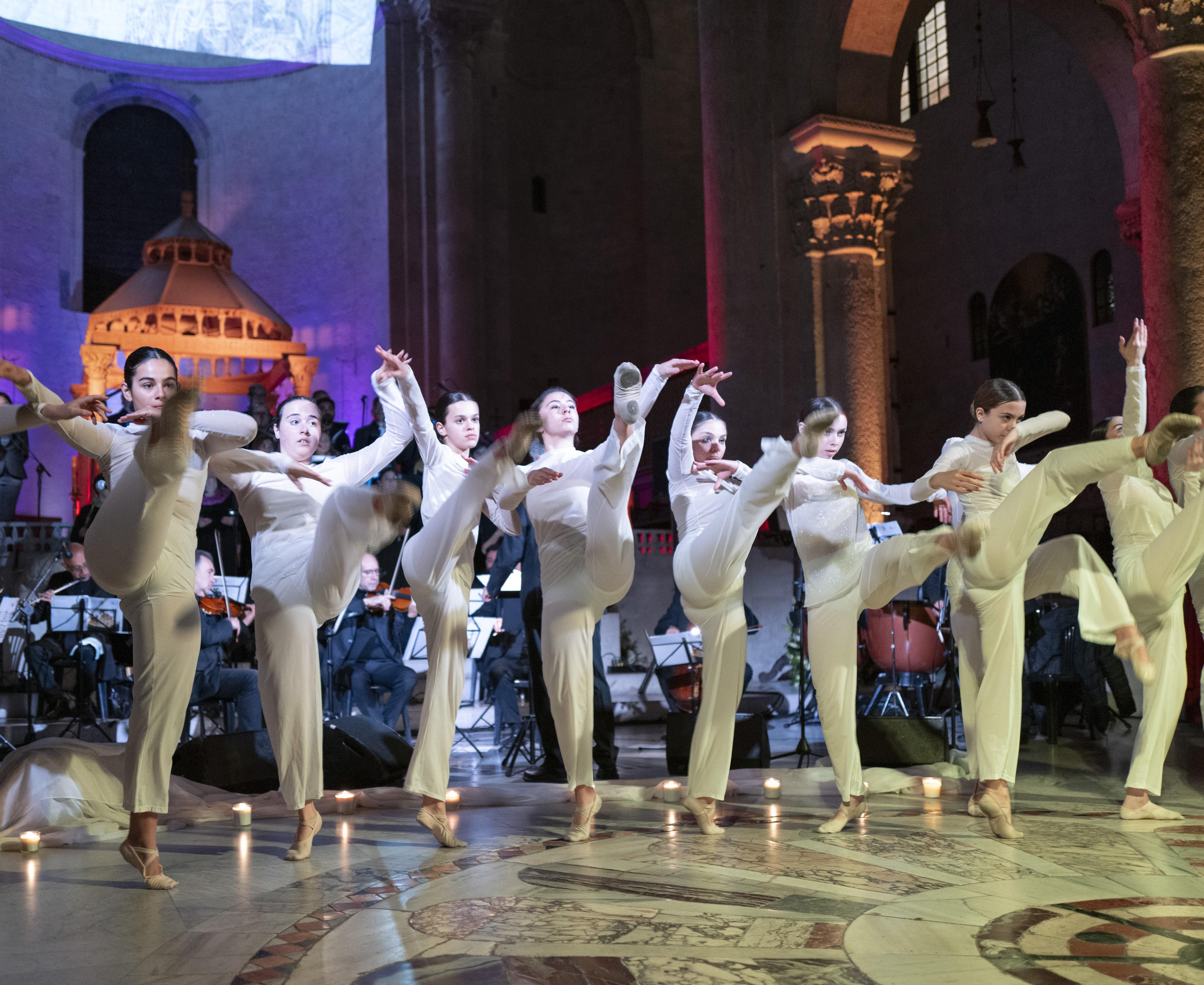 20240424 Exultet Festival 194 (Copia di NXPowerLite).jpg