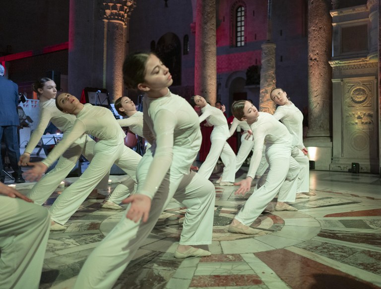 20240424 Exultet Festival 201 (Copia di NXPowerLite).jpg