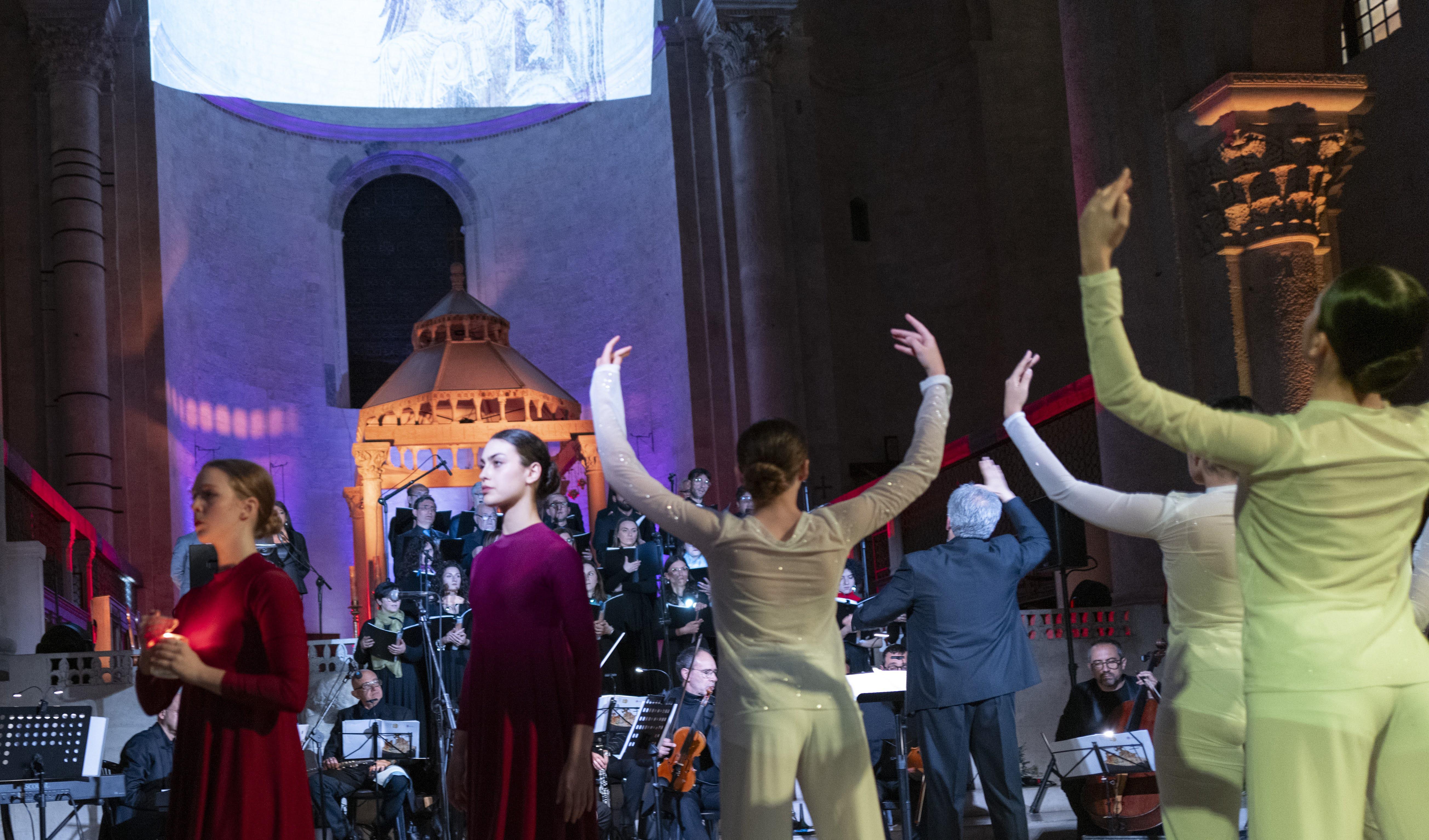 20240424 Exultet Festival 208 (Copia di NXPowerLite).jpg