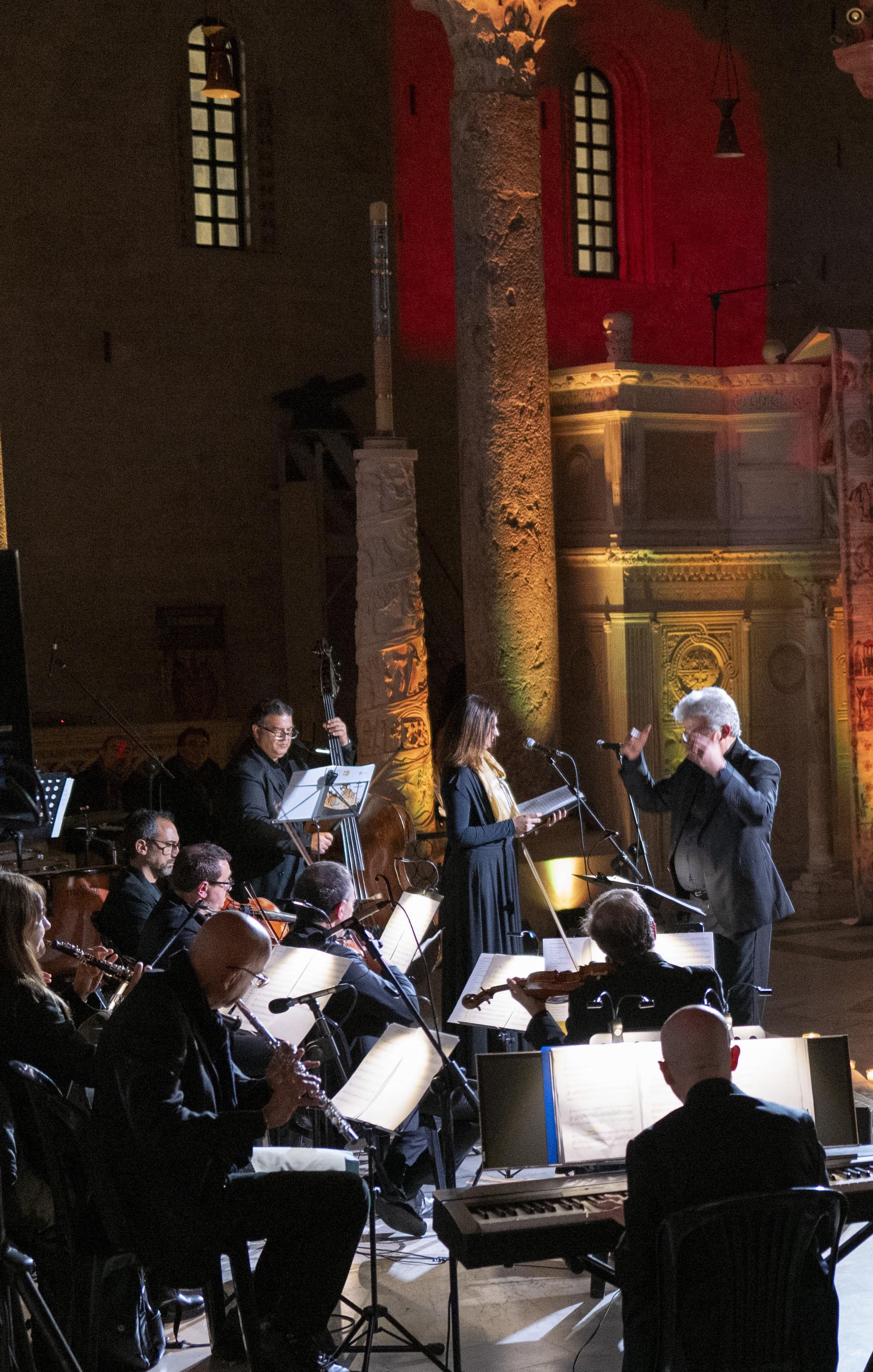 20240424 Exultet Festival 215 (Copia di NXPowerLite).jpg