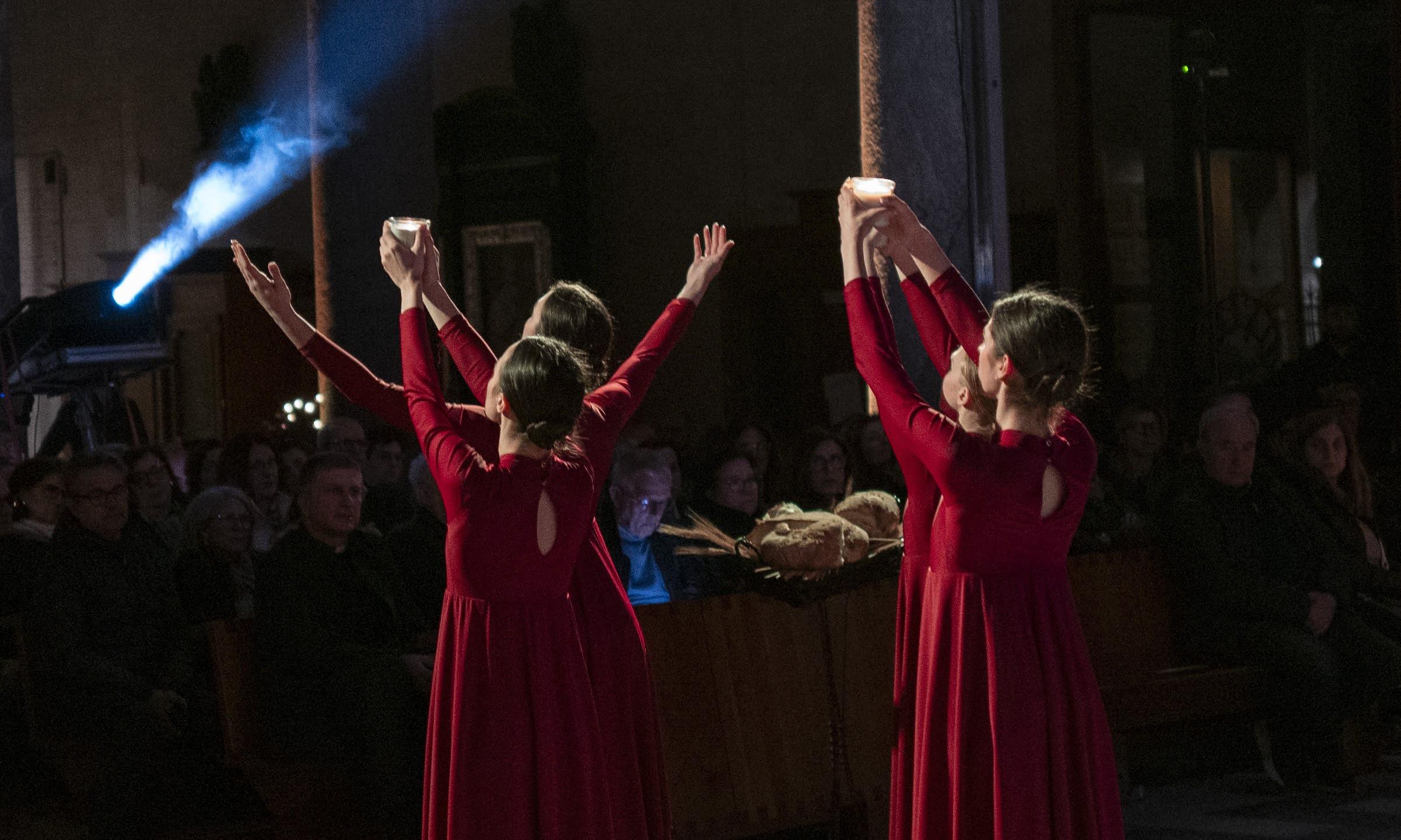 20240424 Exultet Festival 223 (Copia di NXPowerLite).jpg