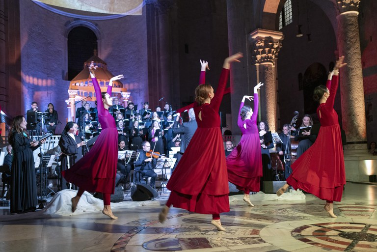 20240424 Exultet Festival 238 (Copia di NXPowerLite).jpg