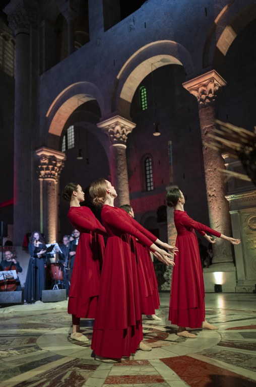 20240424 Exultet Festival 244 (Copia di NXPowerLite).jpg