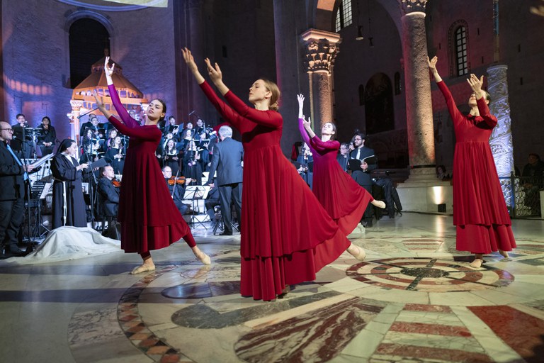 20240424 Exultet Festival 247 (Copia di NXPowerLite).jpg