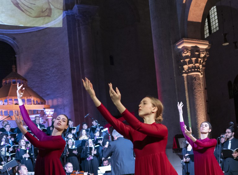 20240424 Exultet Festival 249 (Copia di NXPowerLite).jpg