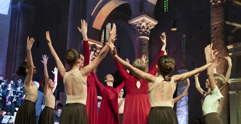 20240424 Exultet Festival 252 (Copia di NXPowerLite).jpg