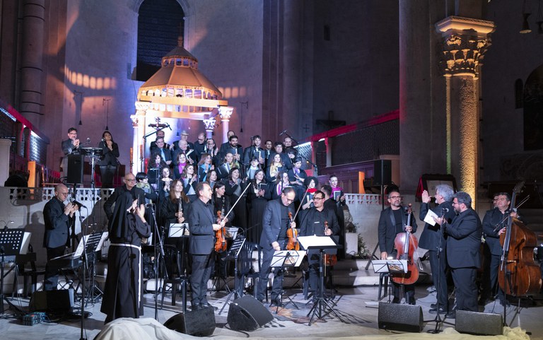 20240424 Exultet Festival 263 (Copia di NXPowerLite).jpg