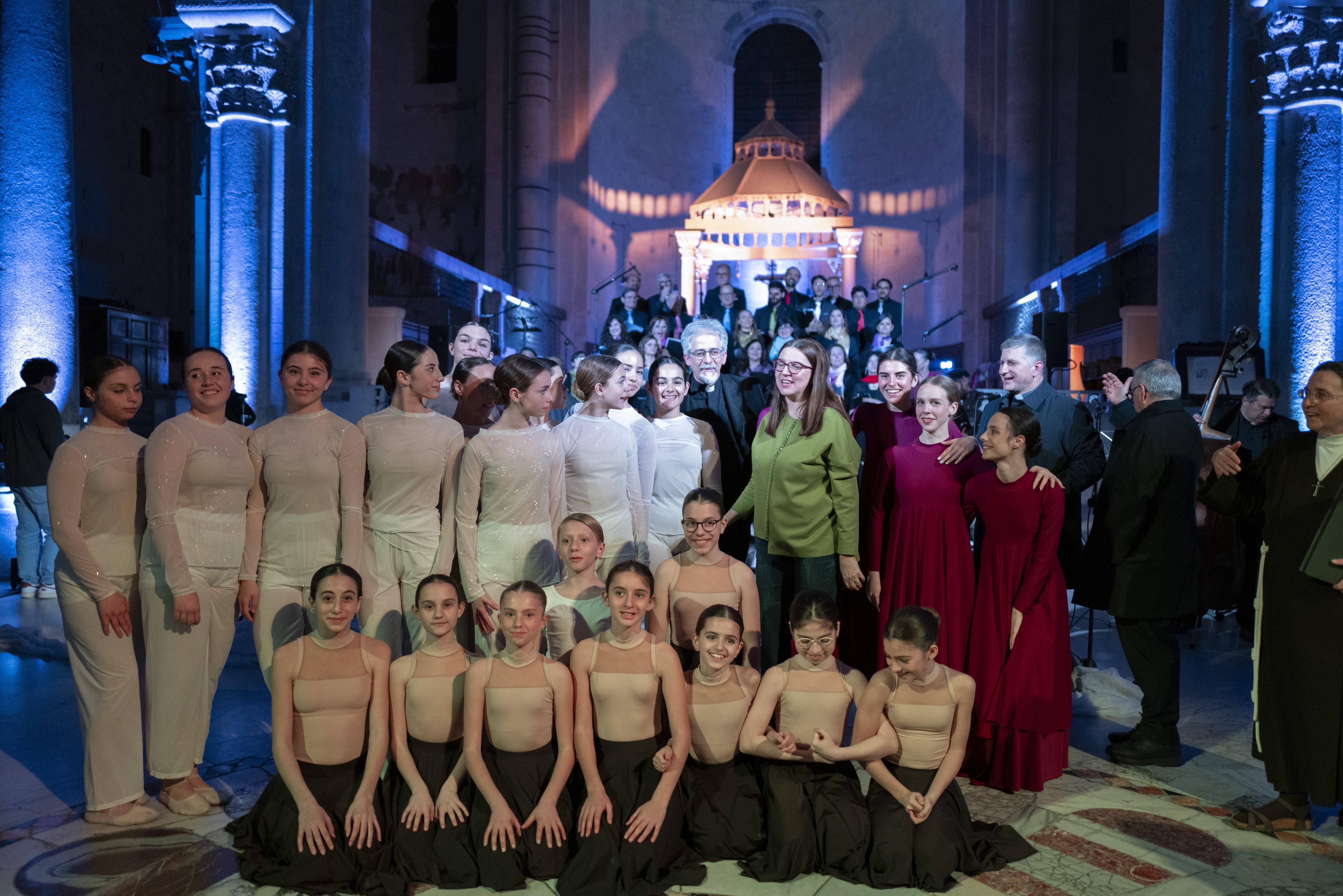 20240424 Exultet Festival 279 (Copia di NXPowerLite).jpg