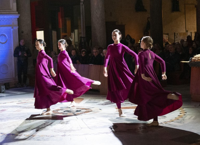 20240424 Exultet Festival 97 (Copia di NXPowerLite).jpg