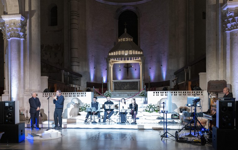 20240427 Exultet Festival 21 (Copia di NXPowerLite).jpg