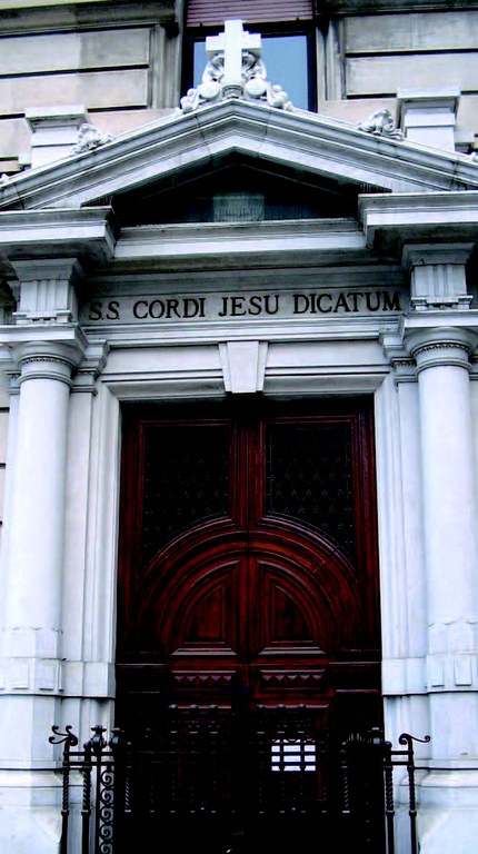 sacro cuore bari.jpg