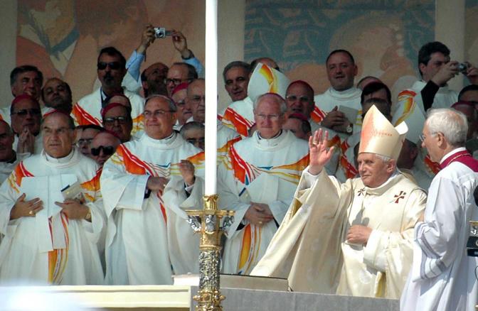 Messaggio dell’Arcivescovo di Bari-Bitonto Mons. Giuseppe Satriano Per la morte del Papa emerito Benedetto XVI
