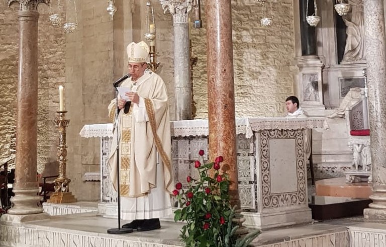 «San Nicola interceda per noi, rendendoci docili e disponibili alla voce del Signore che viene»