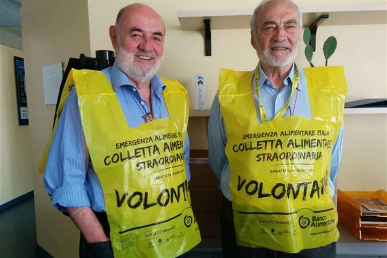 Da sinistra: Vitaliano Bonacina e Mario Amati, tra i pionieri della Colletta