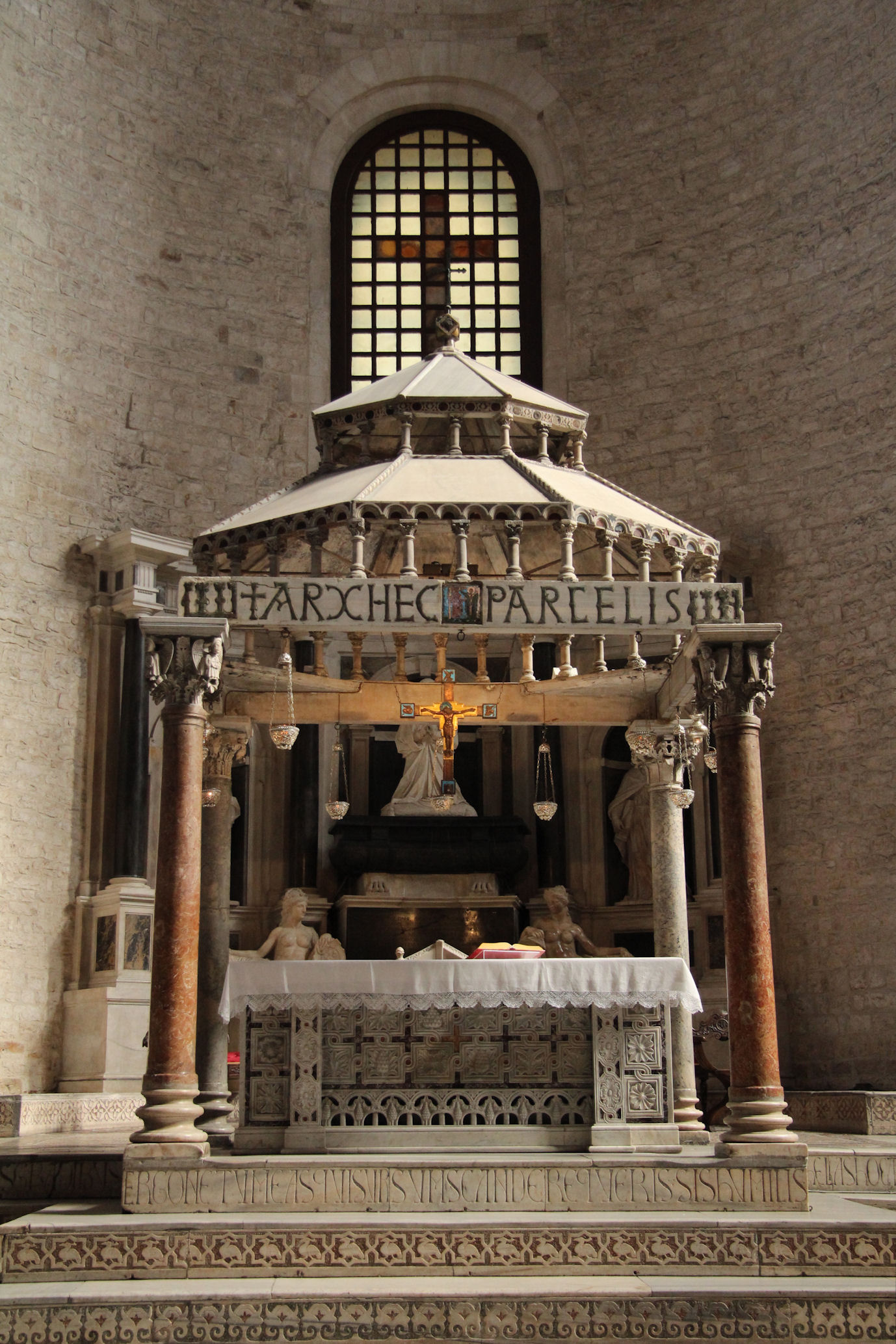 altare.jpg