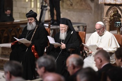 Preghiera ecumenica dei cristiani col Papa (Siciliani)