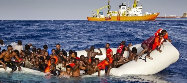 Favorirebbero per denaro migrazioni e morti. Quelle incredibili accuse alle Ong