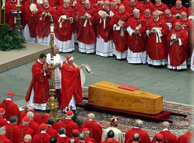 funerali papa.jpg