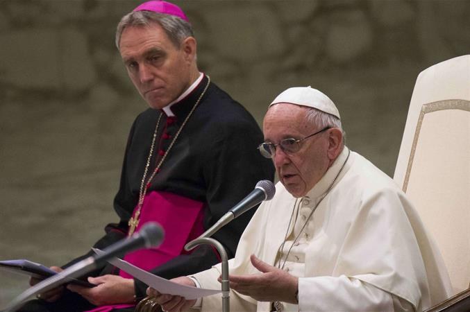 La catechesi di Papa Francesco stamani in Aula Paolo VI (Lapresse)