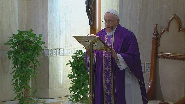Papa Francesco celebra la Messa a Santa Marta (16 marzo 2020)