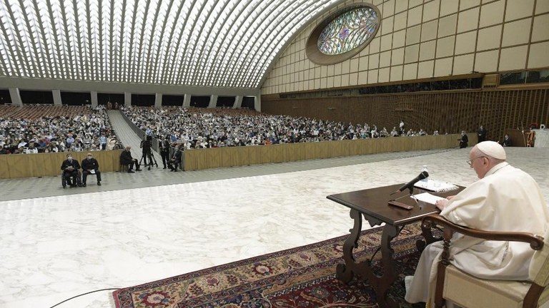 L'incontro di Papa Francesco con i fedeli della diocesi di Roma