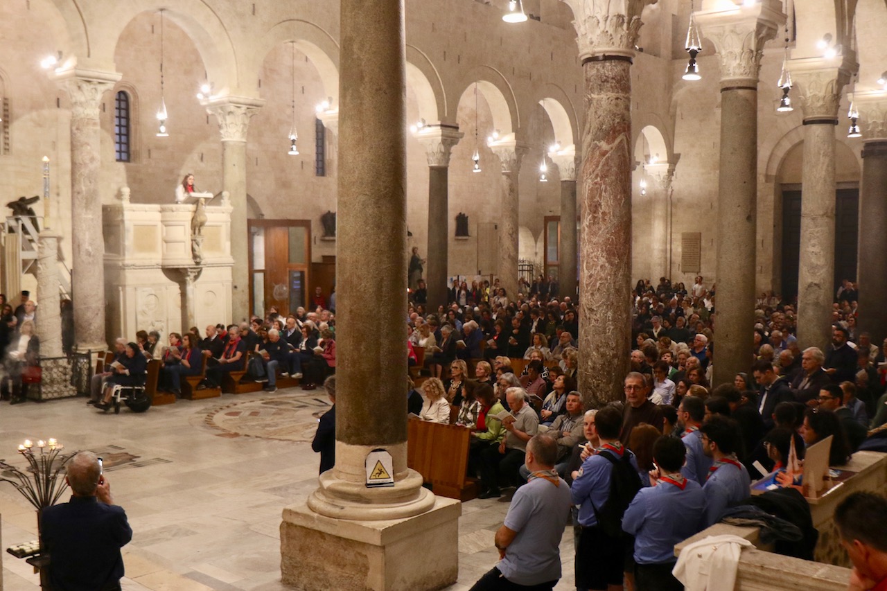 Immagine WhatsApp 2024-05-19 ore 00.05.40_be57b82d.jpg