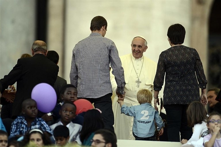 26 ottobre 2013, il Papa incontra le famiglie in Vaticano (Foto Gennari)