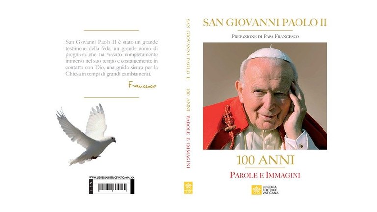 La copertina del libro "100 Anni. Parole e immagini", edito dalla Libreria Editrice Vaticana