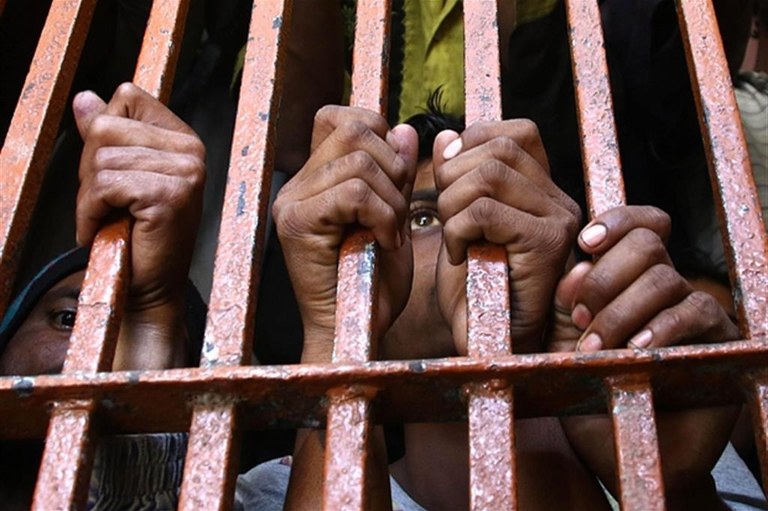 le carceri siano luoghi di reinserimento sociale