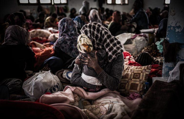 L’Europa apra un corridoio umanitario per 50mila profughi