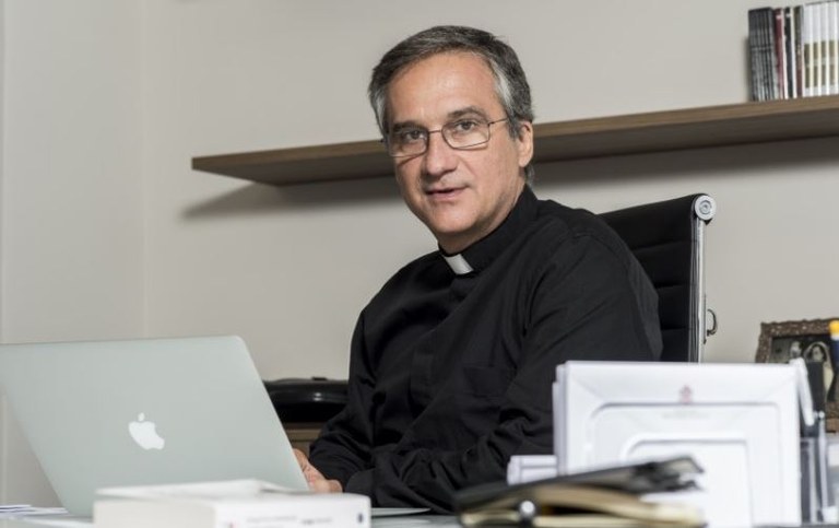 Mons. Viganò: un Messaggio, tre tasselli