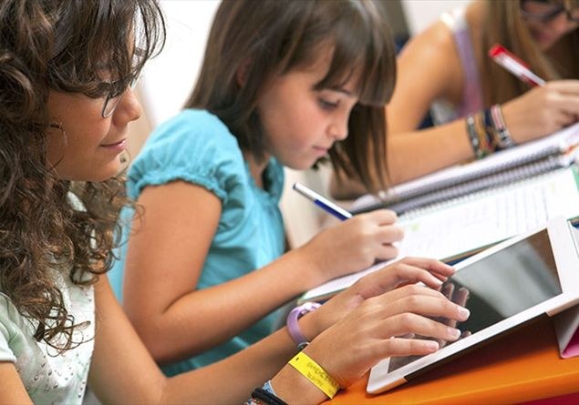 Nativi digitali, scrivete a mano per sviluppare memoria e concentrazione