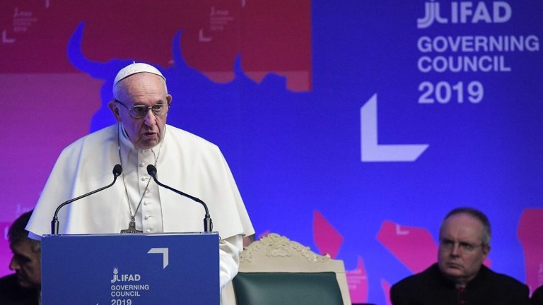 Papa Francesco: combattere la fame nel mondo, senza evadere le responsabilità