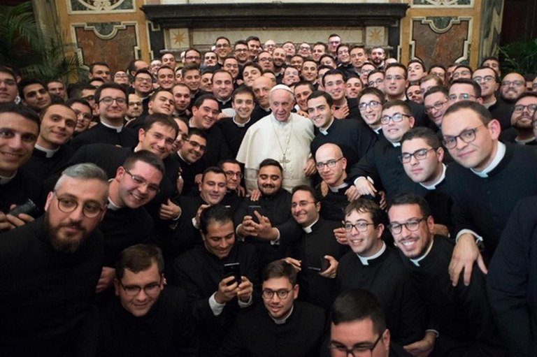 Seminaristi in udienza dal Papa - Vatican Media