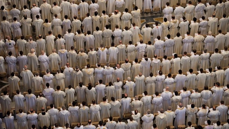 Sacerdoti