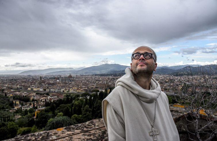 Gettare il pane destinato ai poveri è un sacrilegio