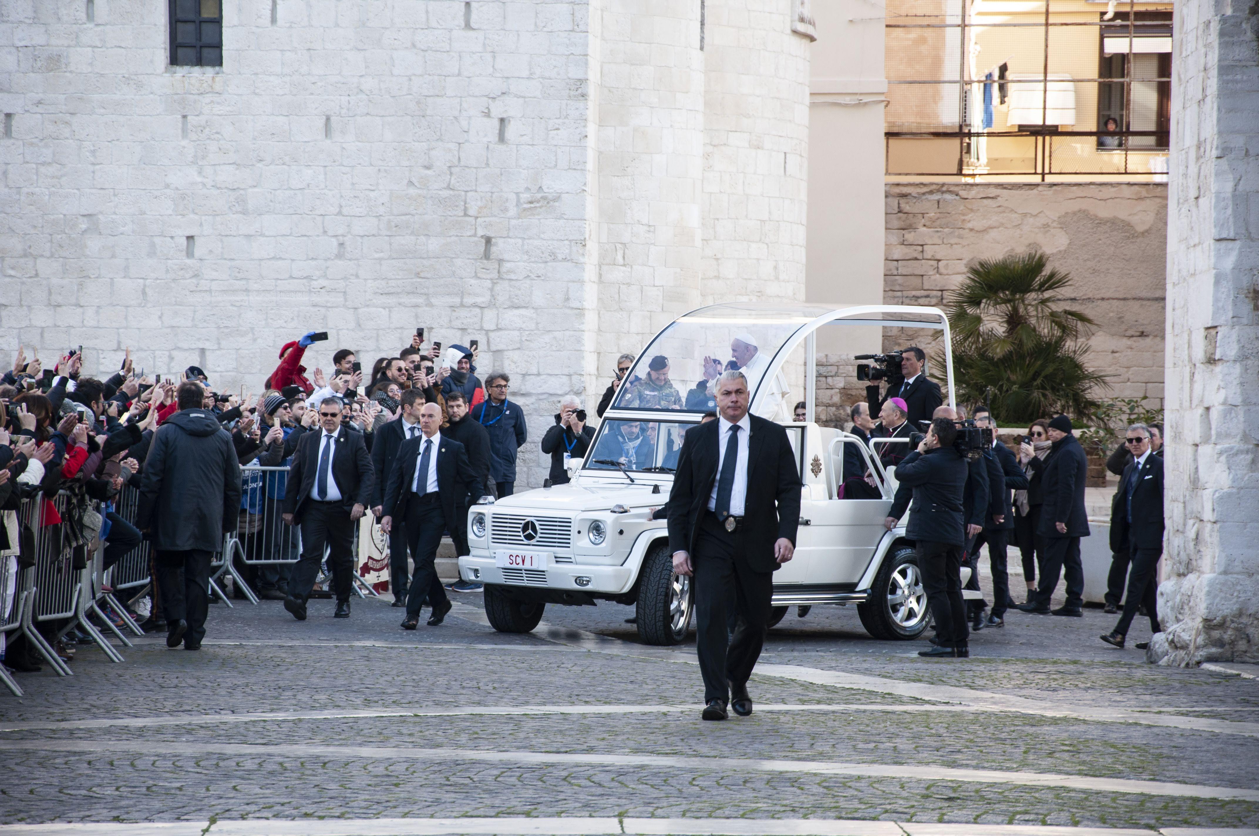 20200223 Bari Papa Francesco 07 (Copia di NXPowerLite).jpg